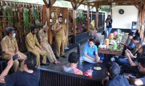banjarkota.go.id-pemkot-jalin-sinergi-dengan-media-menyambut-bulan-suci-ramadan-munggahan-bareng-4.29-pemkot-jalin-sinergi-dengan-media-menyambut-bulan-suci-ramadan-munggahan-bareng-768x593