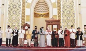 PEMDA KAB TASIKMALAYA LAKSANAKAN SALAT IDUL FITRI 1442 H DI