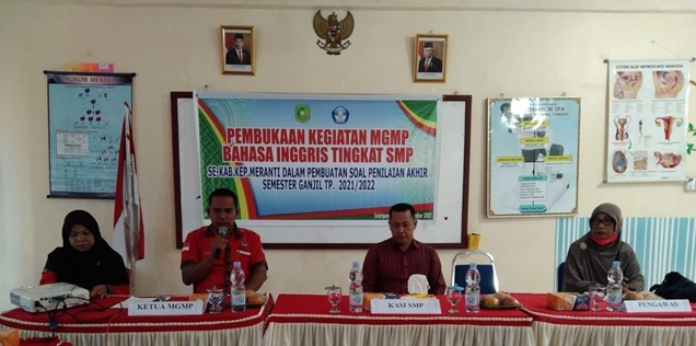 Pengurus MGMP Bahas a Inggris SMP se Kabupaten Kepulauan Meranti Melaksanakan Pertemuan, Bahas Soal PAS