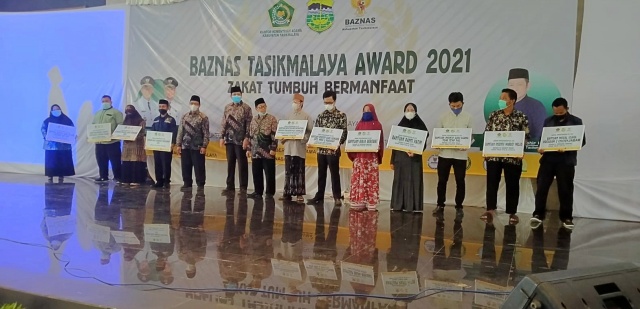 WhatsApp Image 2021-12-16 at 21.23.04 Untuk Memotivasi Para Muzaki, Baznas Kabupaten Tasikmalaya Gelar Baznas Award 2021