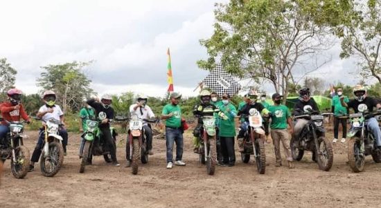 Bupati Kabupaten Kepulauan Meranti H. Muhammad Adil. SH Membuka Acara Motor Cross Danau Maini 2021