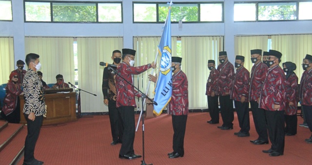 Bupati Herdiat Kukuhkan Pengurus Lembaga Lanjut Usia Indonesia Kabupaten Ciamis