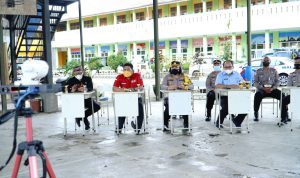 Kapolres Banjar Hadiri Kegiatan Zoom Meeting Dipimpin Kapolri Tinjau Pelaksanaan Vaksinasi Serentak Seluruh Indonesia
