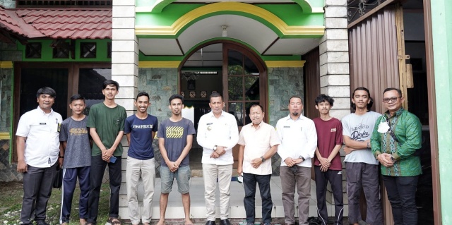 Bupati Adil Ngopi Bersama Mahasiswa Meranti di Yogyakarta
