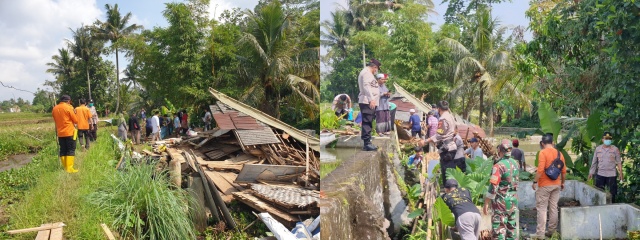 Wakapolres Tasikmalaya Kota dan Kapolsek Indihiang Bersama Beberapa Personil Gabungan Gotong Royong Bereskan Rumah Roboh