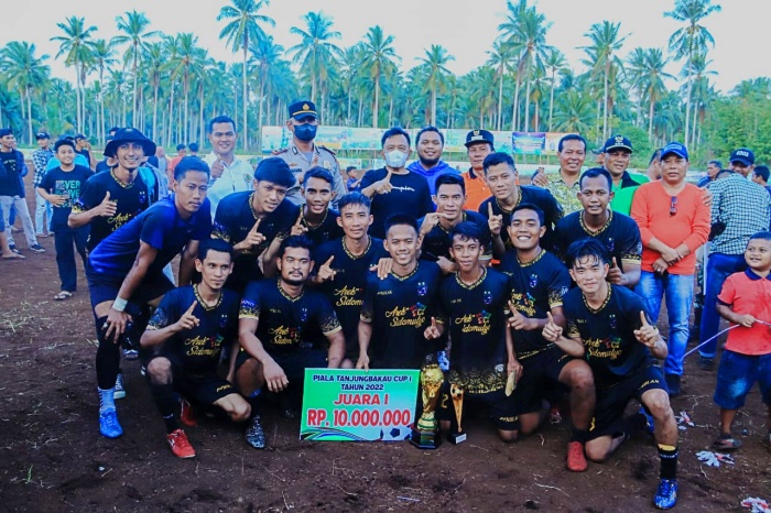 Wabup Meranti H Asmar Tutup Secara Resmi Turnamen Sepak Bola Desa Tanjung Bakau Cup 1