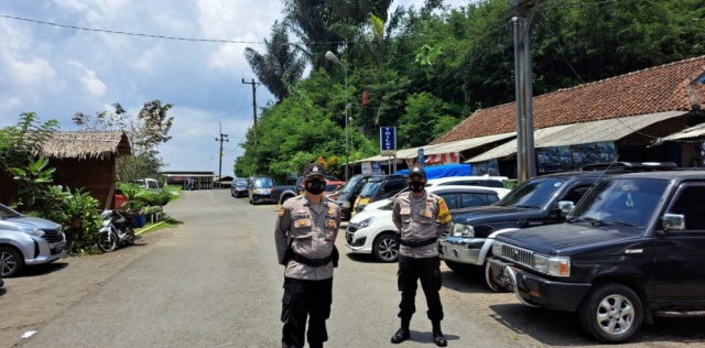 Tingkatkan Patroli Preventif Siang, Polsek Sukaratu Pantau Objek Wisata Gunung Galunggung