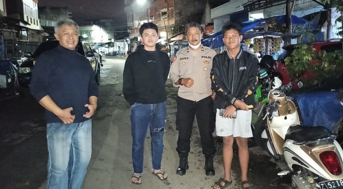 Patroli Rawan Malam Polsek Cihideung, Antisipasi C3 dan Berandalan Bermotor
