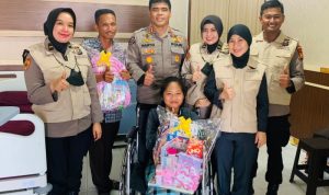 Selain Pengobatan Fisik, Mita Juga Diberi Teraphy Psikologis oleh Biro SDM Polda Riau