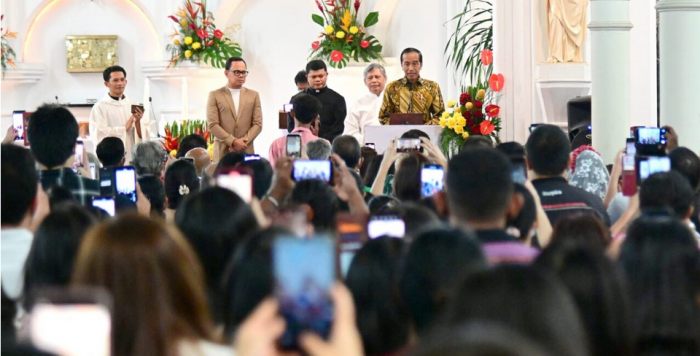 Kunjungi Gereja di Sekitar Kota Bogor, Presiden Jokowi Ucapkan Selamat Natal bagi Umat Kristiani