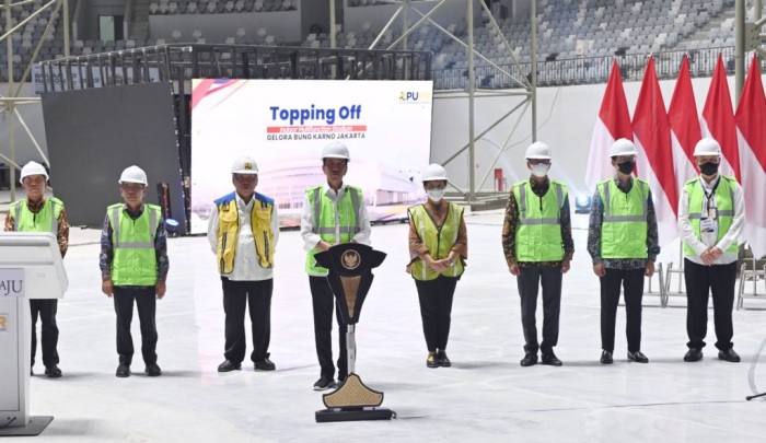 Presiden Jokowi Lakukan Topping Off Indoor Multifunction Stadium GBK