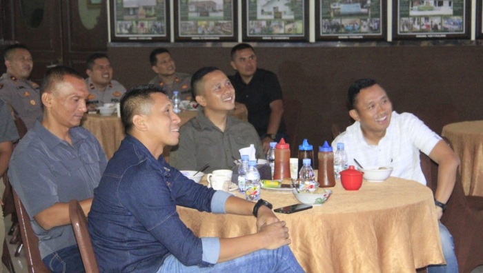 Kapolres Tasikmalaya Kota Bersama Forkopimda, Nobar Live Streaming Wayang Orang Pandawa Boyong di Makodim 0612 Tasikmalaya