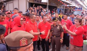 Bupati Meranti HM.Adil Ikut Perang Air Cian Cui Imlek 2023