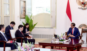 Presiden Jokowi Terima Kunjungan Kehormatan Menlu RRT