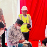 Presiden Jokowi Temui Perwakilan Warga yang Berdemo saat Peresmian Tol Semarang-Demak