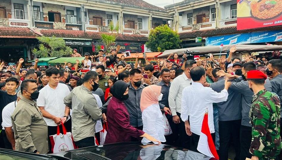 Kunjungi Jembrana Pertama Kali, Presiden Jokowi Apresiasi Sambutan Hangat Masyarakat