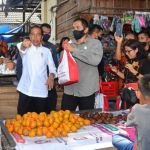 Presiden Jokowi Ajak Pemimpin Redaksi Blusukan ke Pasar di Kota Medan