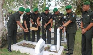 Sambut HUT ke-71 Korps Hukum Angkatan Darat, Kumdam XII/Tpr melaksanakan Ziarah Rombongan ke Taman Makam Pahlawan