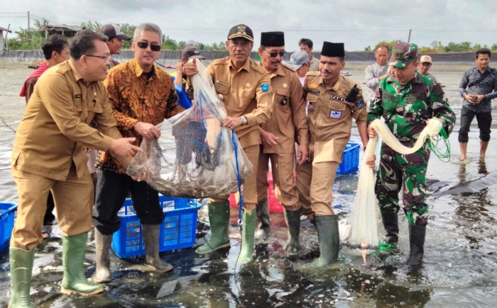 Cuan Miliran Rupiah, BUMDes Bumi Pratama Mandira Bangun Desa Hingga Jamin Premi Kecelakaan Kerja Seluruh Warga