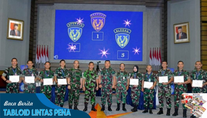 Tim Seskoau Raih Juara Pertama Lomba Indonesian Air Force English Debate Competition