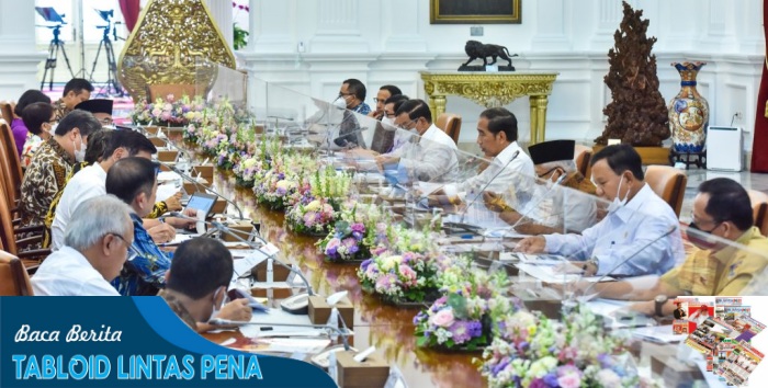 Presiden Jokowi Pimpin Ratas Evaluasi Paruh Waktu RPJMN dan Penyusunan Awal RPJPN