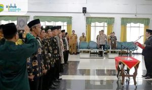 1a-crop Bupati Tasikmalaya Lantik Anggota BPD PAW dan Penjabat Kepala Desa