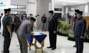 1a-crop Pelantikan dan Pengambilan Sumpah para Pejabat,Bupati Tasikmalaya : “Jaga Amanah Dengan Baik dan Utamakan Kesejahteraan Masyarakat”