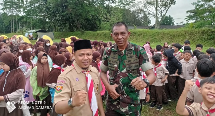 Yonif Raider 300 Berikan Pelatihan Kedisiplinan Anak-anak SD Al-Azhar