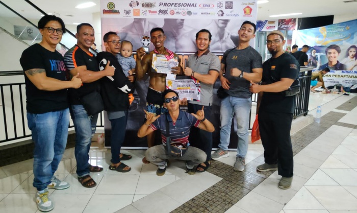 Hebat, Kopral Tato Prajurit Yonif Raider 300 Meraih Juara 3 Pada Event "Cimahi Mall Body Contest Open 2023"