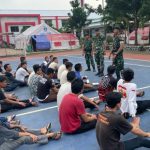 Yonif Raider 300/Bjw Latih Kedisiplinan dan Cinta Tanah Air Kepada Santri di Lapas Kelas II/B Cianjur