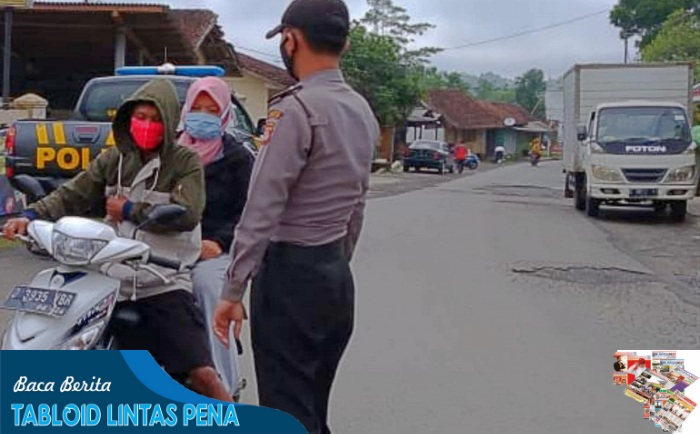 Bhabinkamtibmas Desa Cikubang Polsek Taraju Melaksanakan Kegiatan Gatur Pagi