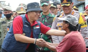 - Sidak Pasar Jelang Lebaran, Bupati Ade Sugianto : “Pasokan Bahan Pokok Lancar dan Stok Kondisi Aman”