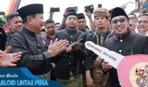 Menhan Prabowo Subianto Beri Bantuan 20 Unit Ambulans untuk Tanah Minang