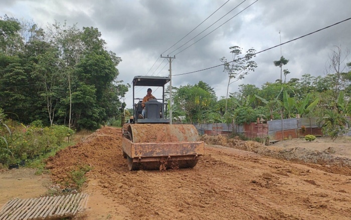 Pemkab OKI Ajak Swasta Tanggap Perbaiki Jalan Rusak