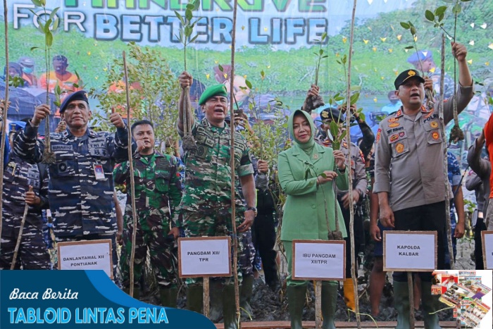 Jaga Ekosistem Pesisir, Pangdam XII/Tpr Pimpin Penanaman Mangrove Nasional Secara Serentak di Wilayah Kalbar