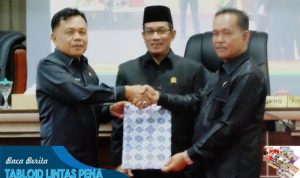 Plt Bupati H. Asmar Hadiri Paripurna Penyampaian Rekomendasi DPRD Meranti