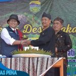 Bupati Ade Sugianto Hadiri Milangkala Desa Pakalongan