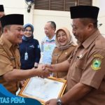 189 PNS Kuningan Menerima SK Pelepasan Purna Bhakti