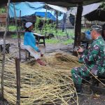 Wujud Pengabdian, Satgas TMMD Reguler Ke-116 Bantu Aktivitas Dan Pekerjaan Warga