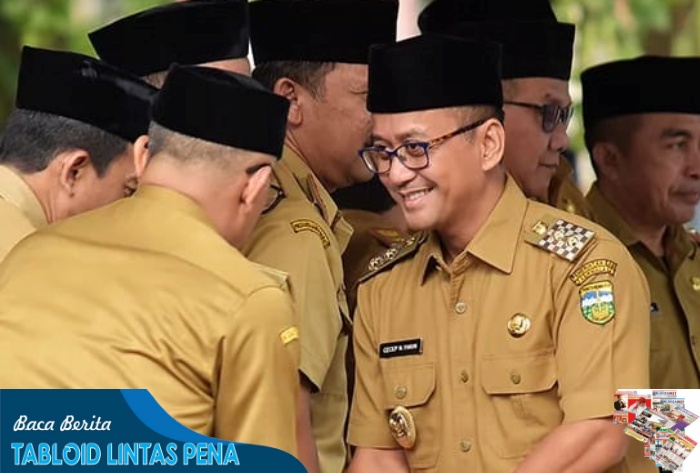 Plh. Bupati Tasikmalaya Pimpin Apel dan Lepas Purna Bakti PNS