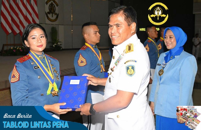 Kasal Tutup Pendidikan dan Me-Wisuda Taruna AAL Angkatan Ke-68 TA 2023