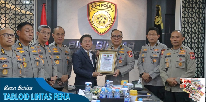 As SDM Irjen Dedi Prasetyo Terima Presisi Award Berkat Keterbukaan Rekrutmen Polri