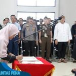 Bupati Ade Sugianto Lantik dan Ambil Sumpah Jabatan Pejabat Administrator dan Pejabat Pengawas Pemkab Tasikmalaya