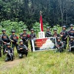 Meski Medan Sulit Satgas Yonif 122/TS Pos Scofrolama Melaksanakan Patroli Patok MM 2.3 Batas Negara RI-PNG