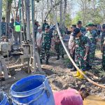 Atasi Kekeringan, Kodim 0726/Sukoharjo Buat Sumur Bor Untuk Warga Petani Bekerjasama Dengan PT. Dua Naga