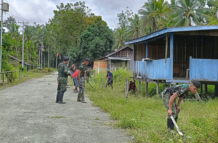 Dalam Rangka HUT Yonif 122/TS Yang KE 59 Tahun Pos Scofro Lama Gelar Karya Bhakti Bersama Warga Kampung Kriku Perbatasan Papua