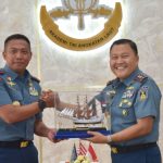 Perkuat Silaturahmi, Gubernur AAL Terima Kunjungan Kerja Danpuskopaska TNI AL