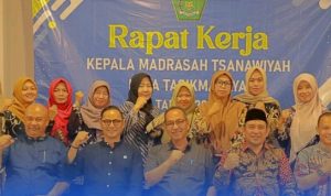 ---- -1 Sekda Ivan Dicksan Hadiri Rapat Kerja KKM Madrasah Tsanawiyah Kota Tasikmalaya Tahun 2024