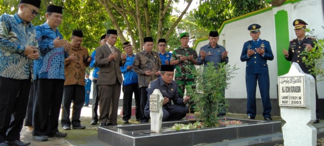 Peringatan Perjuangan Pahlawan Nasional K.H. Zaenal Mustofa