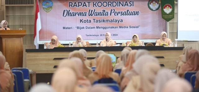 Kominfo Mengajar Bersama Dharma Wanita Persatuan Kota Tasikmalaya
